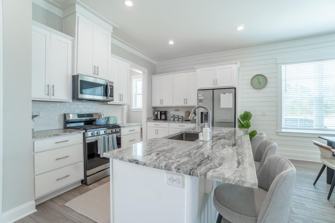 ~Spacious Home Near Beach W/ Game Room And Community Pool~ Ориндж Бийч Екстериор снимка